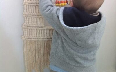 Tapiz infantil Armonía. Toca, aprende y juega. Inspirada en la metodología Montessori que promueve la autonomía